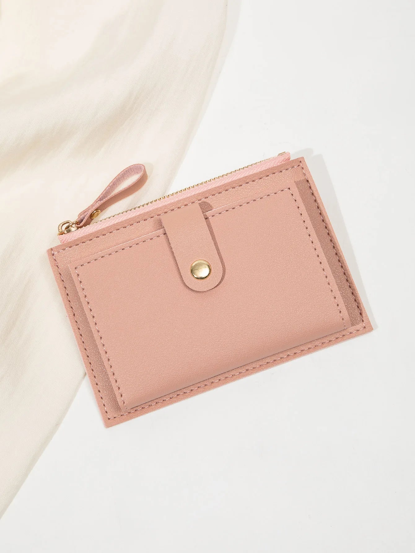 Minimalist and Fashionable Women's Short Card Bag